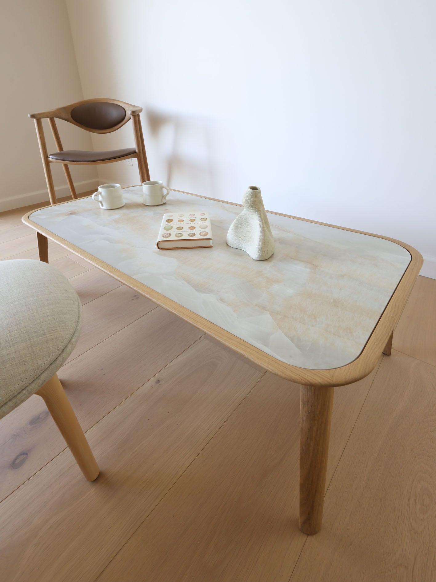 COFFEE TABLE // Kalota