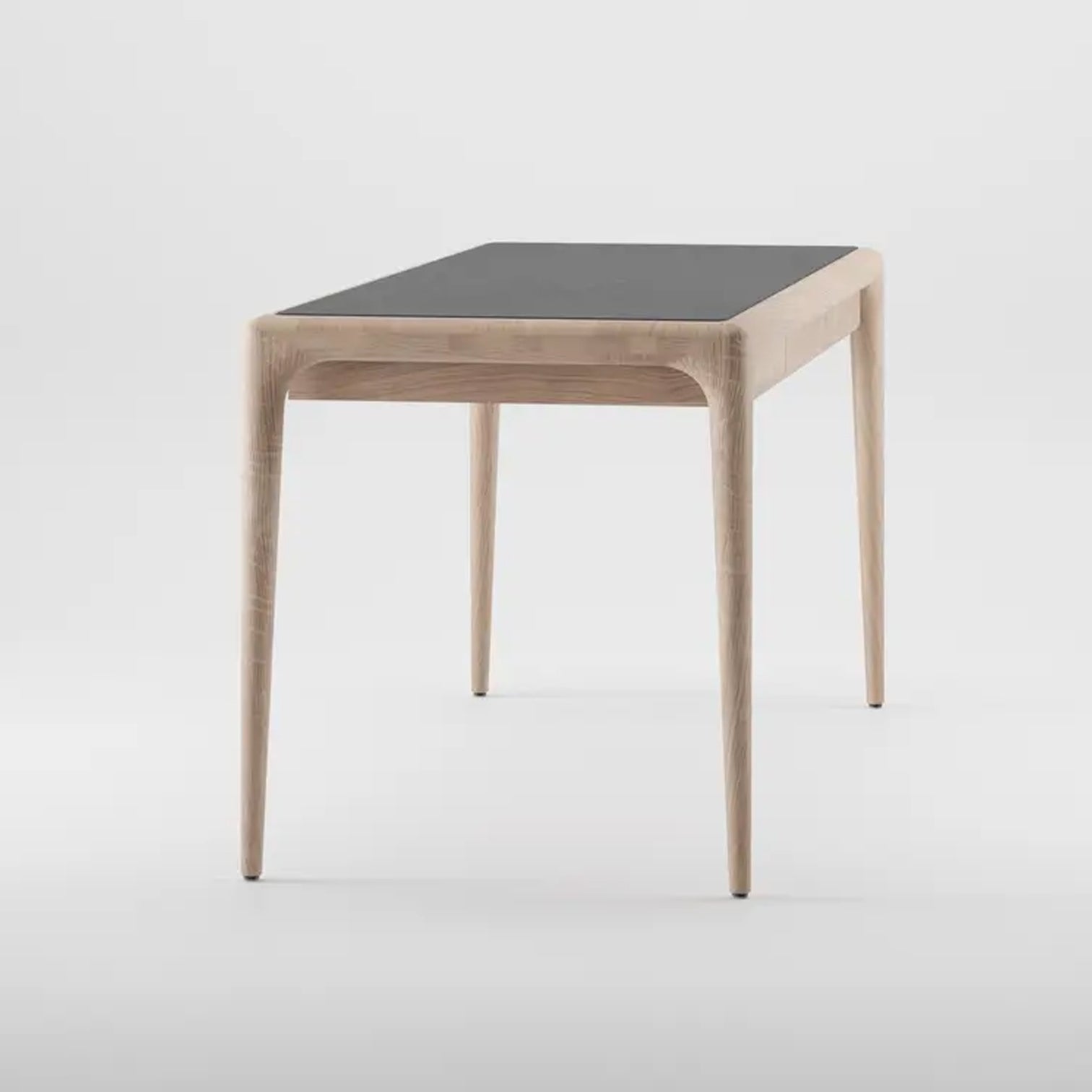 DESK // Latus