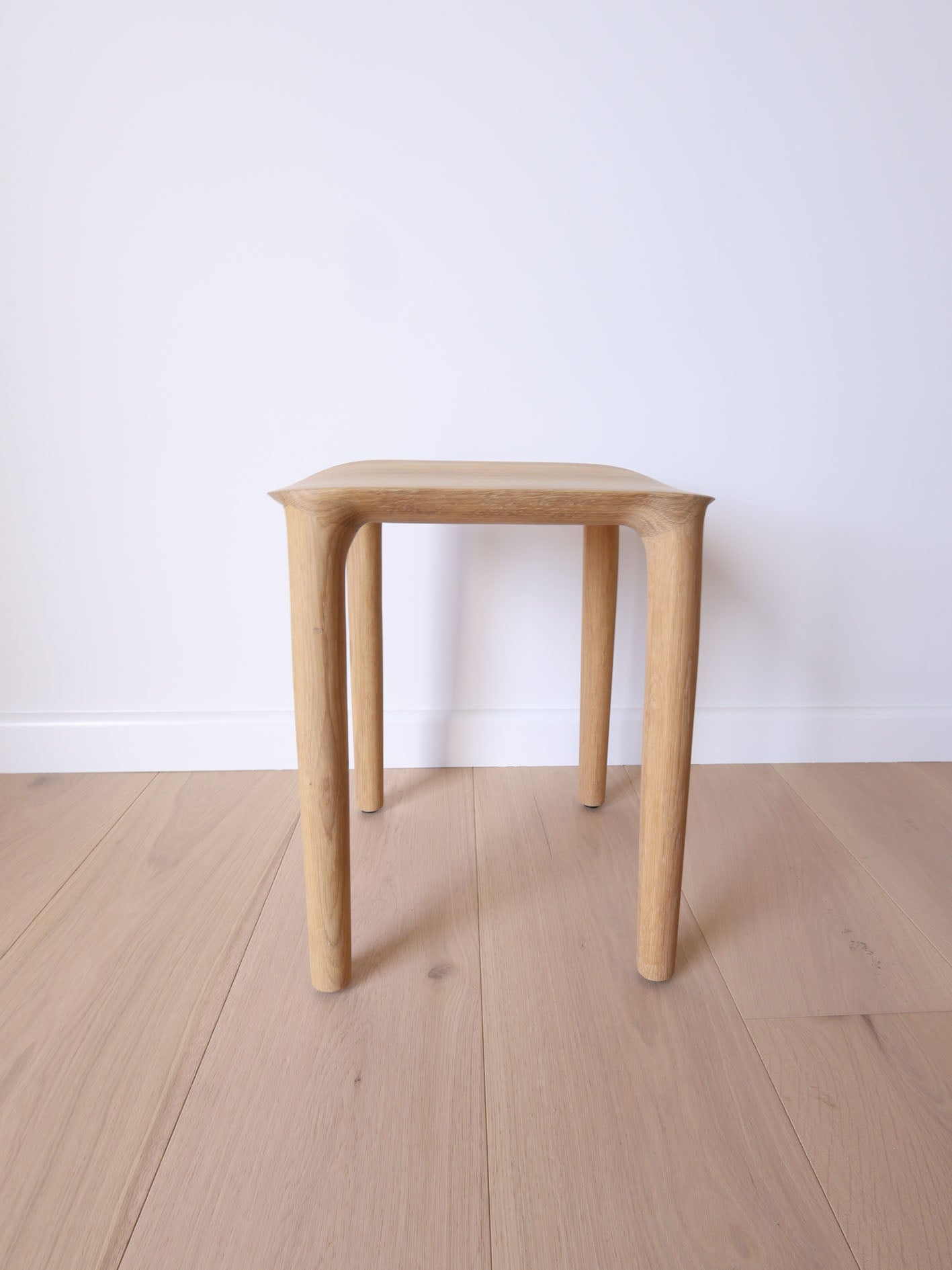 ARTISAN SHORT STOOL // NEVA, Oak