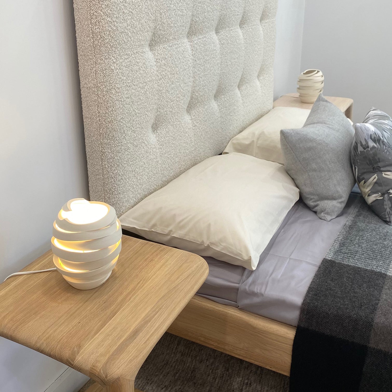 SIDE TABLE LAMP // Ceramic, SPIRAL