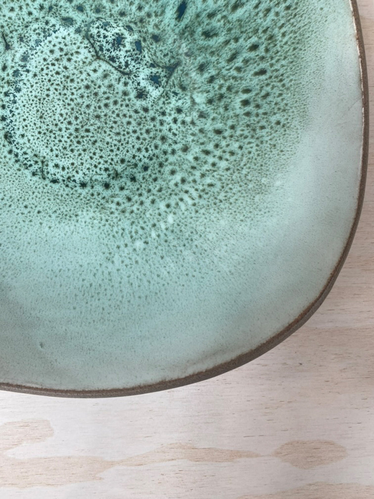 SERVING BOWL // Speckled Verde