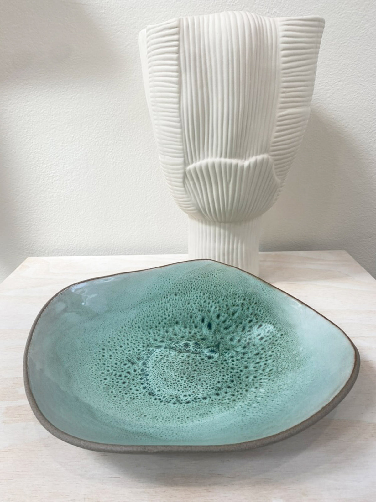 SERVING BOWL // Speckled Verde