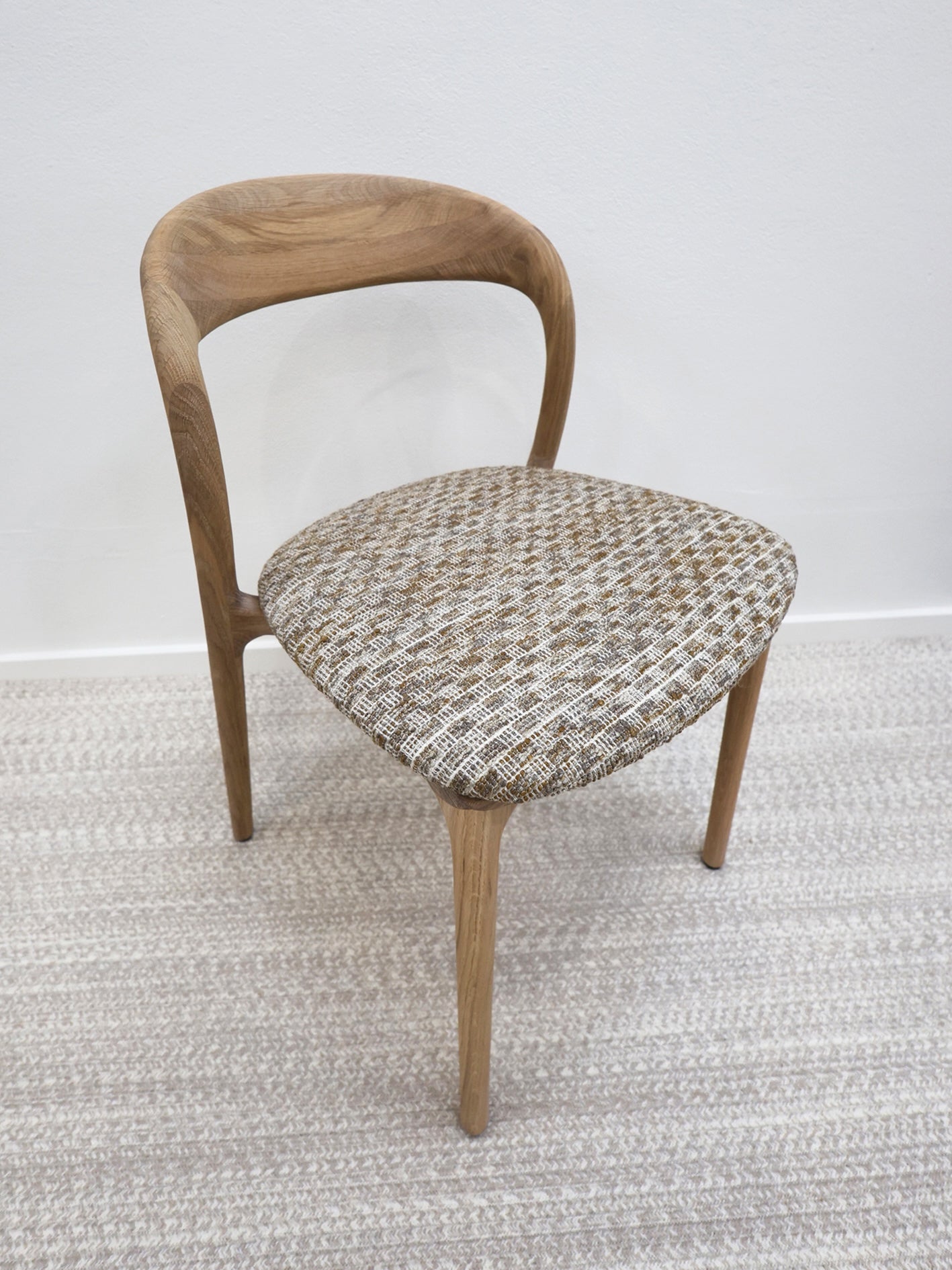 ARTISAN NEVA LIGHT CHAIR // Oak + Ramie Upholstery