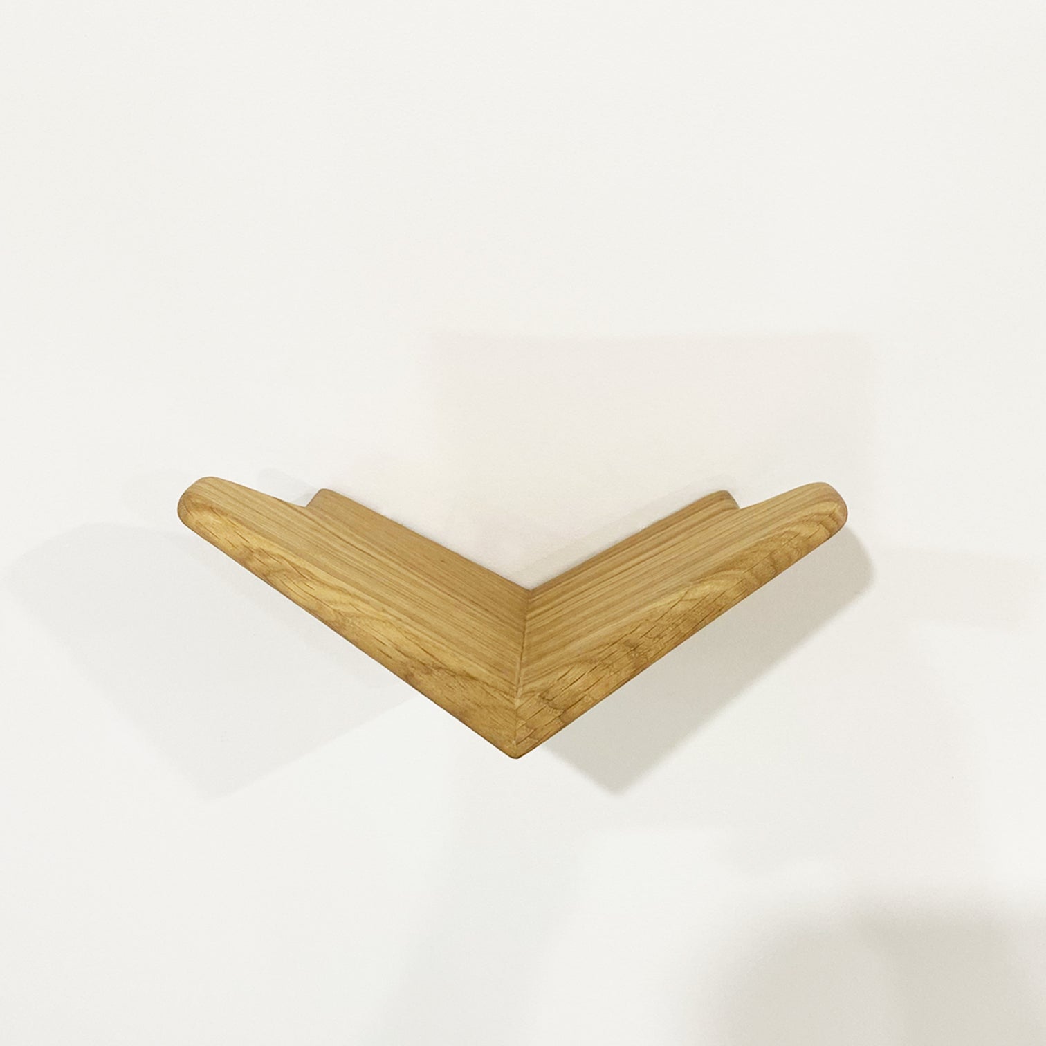 ARTISAN COAT HOOK // Wall hangers