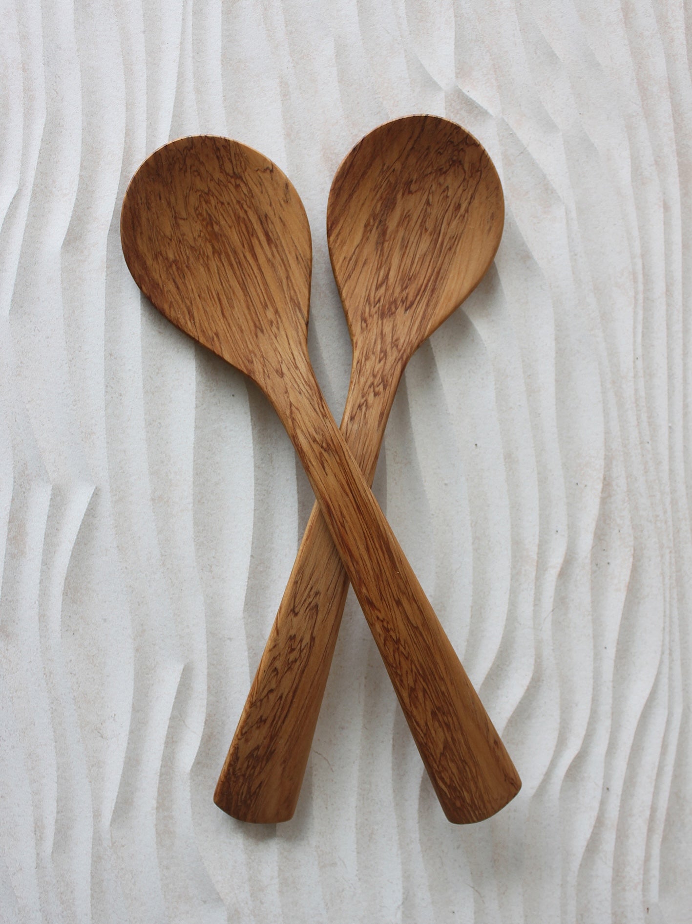SALAD SERVERS // Rewarewa Wood