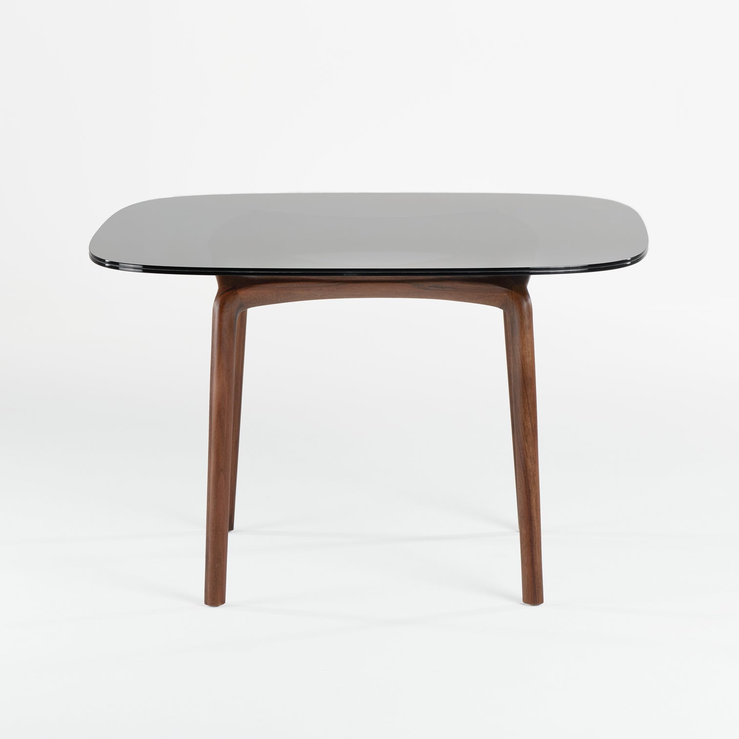 DINING TABLE // Pascal