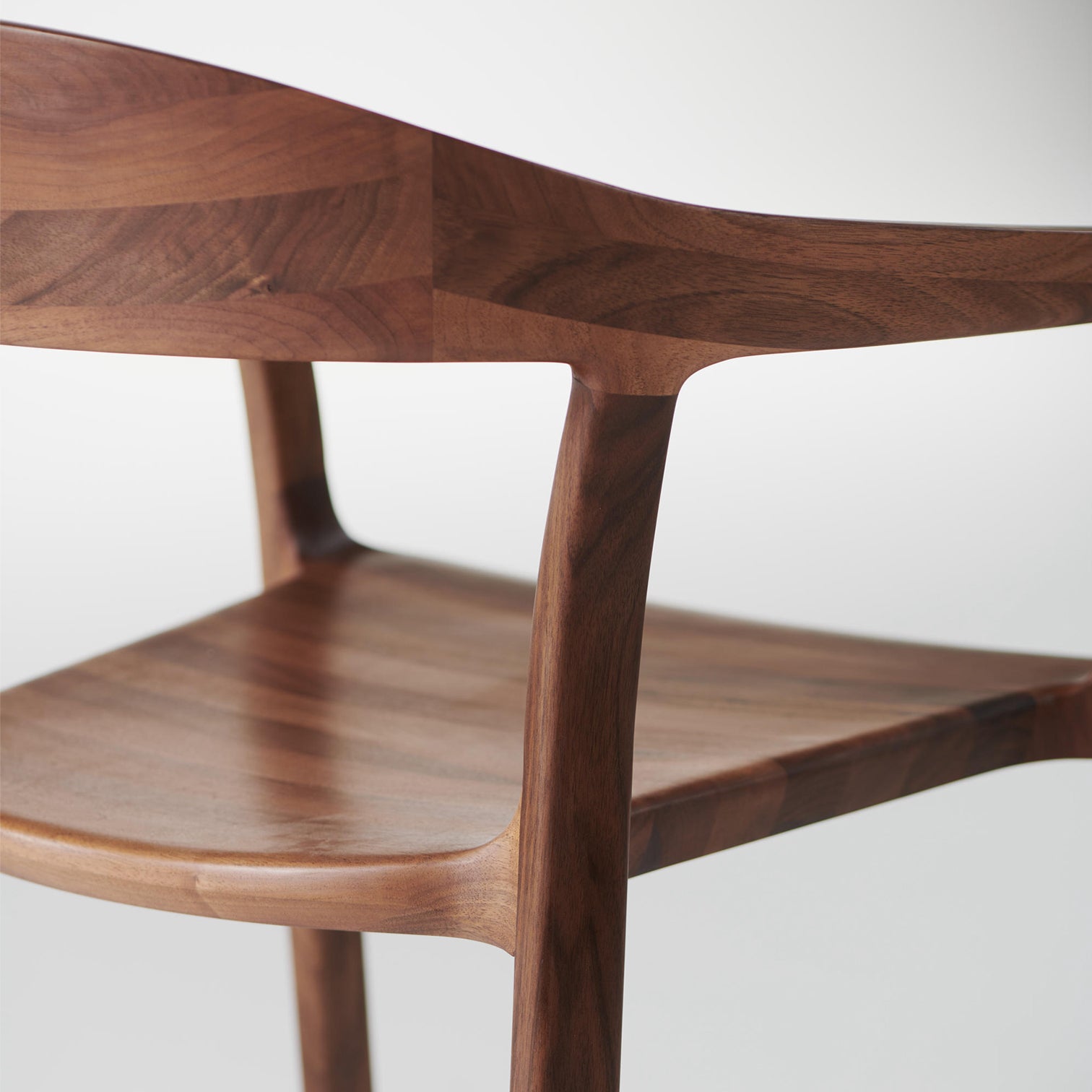 DINING CHAIR // Tara