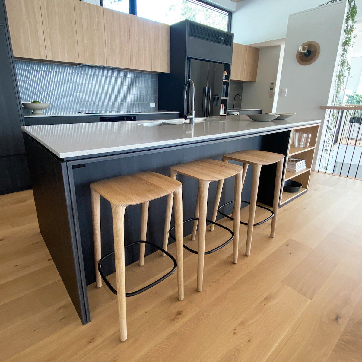 SALE - BREAKFAST BAR STOOLS (set of 3) // NEVA, Oak