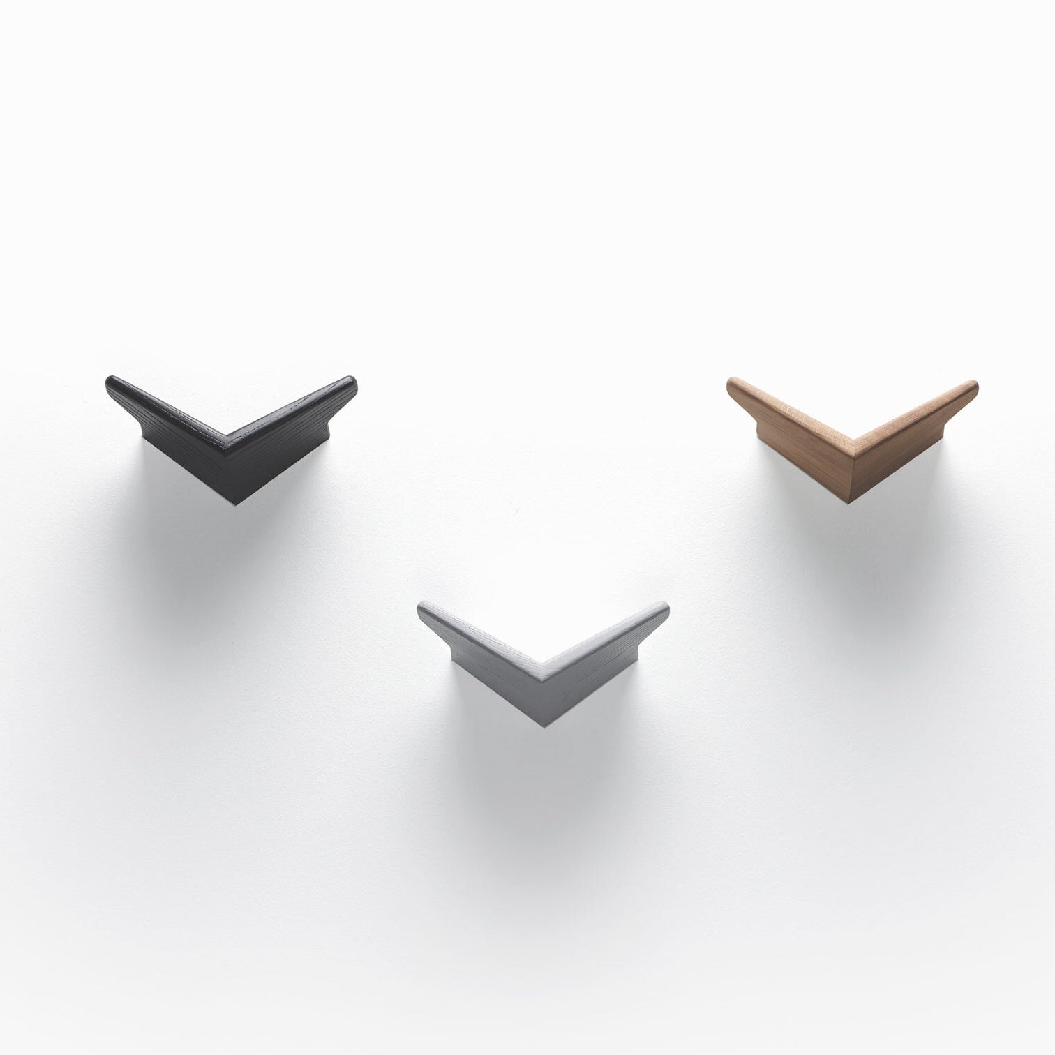 ARTISAN COAT HOOK // Wall hangers