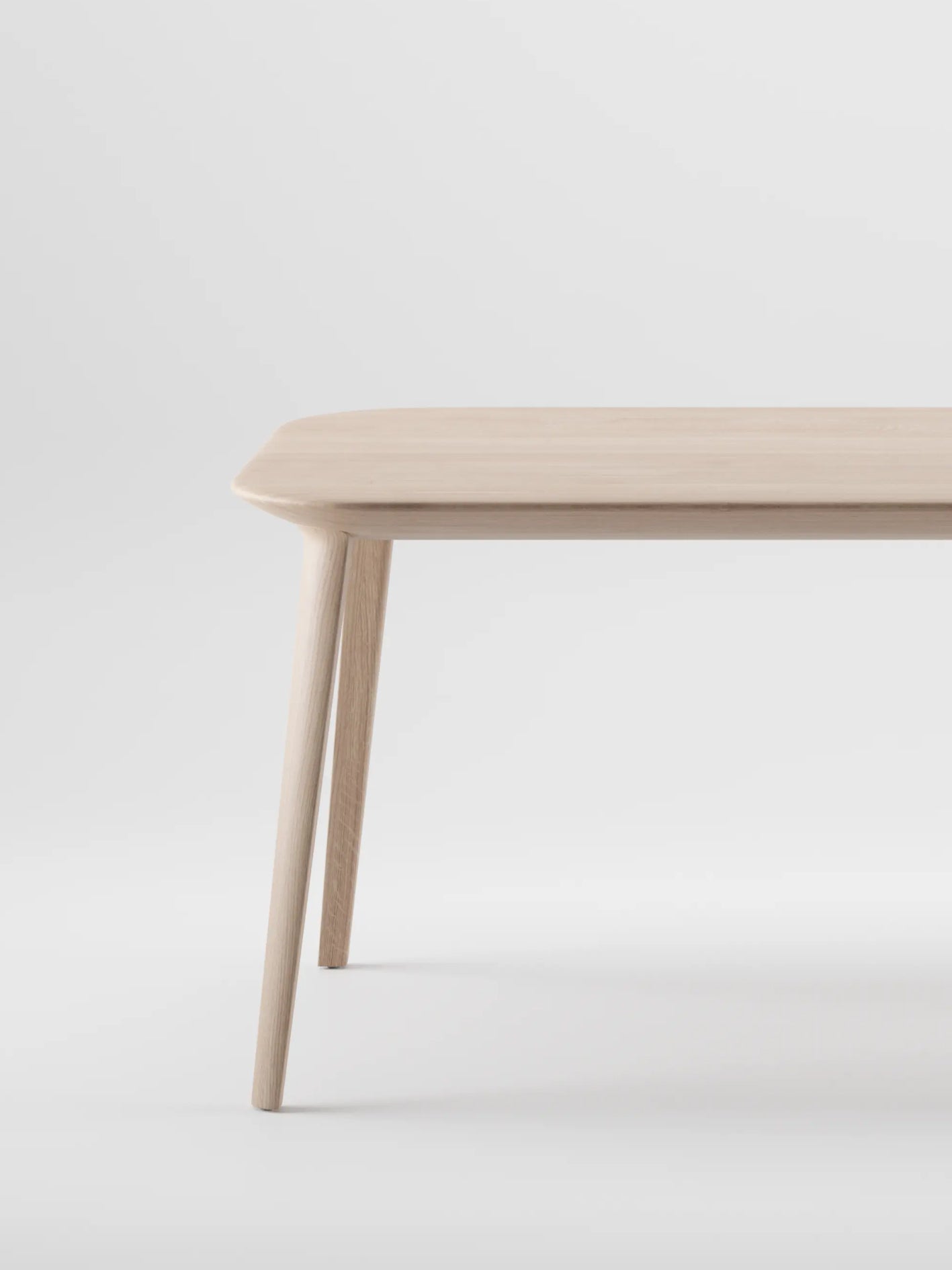 DINING TABLE // Kalota