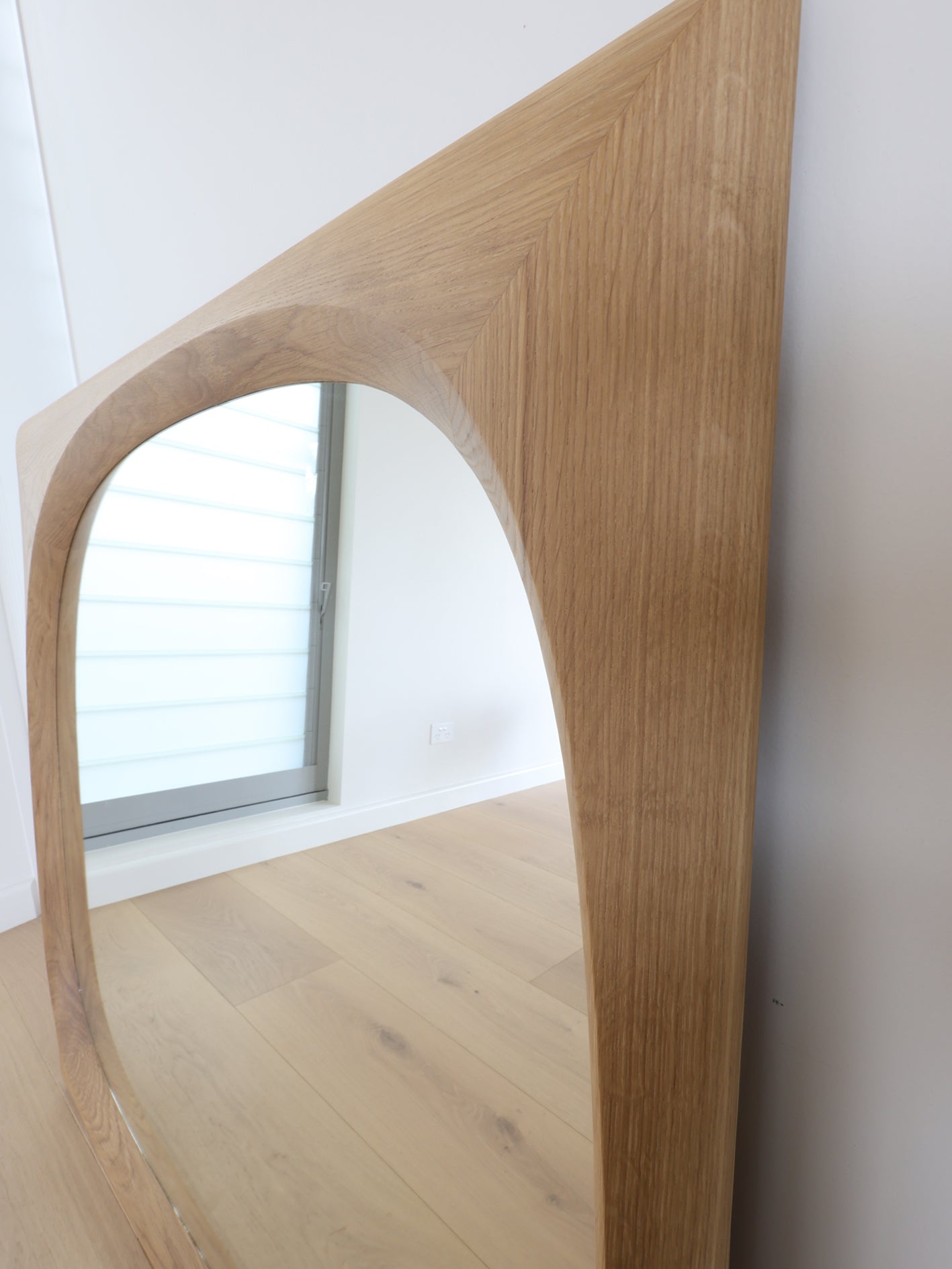 MIRROR / Monument, SQUARE [OAK]