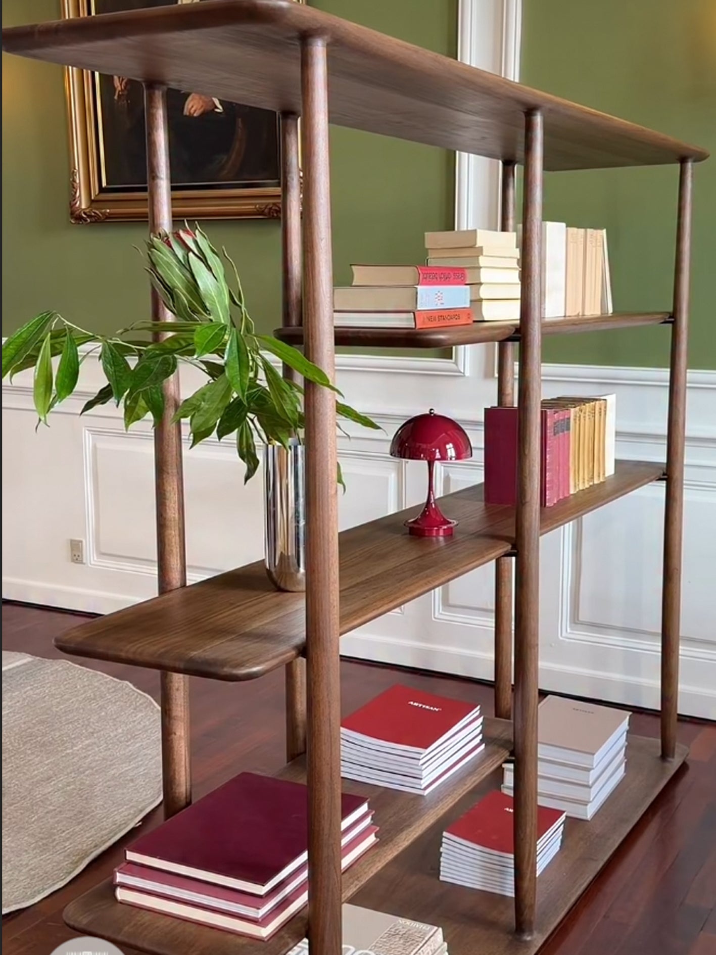 BOOKCASE // Nila Shelf