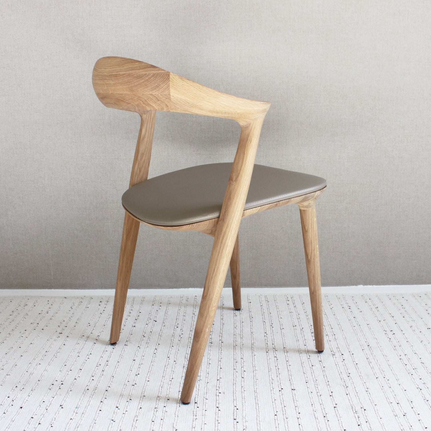 DINING CHAIR // Addo