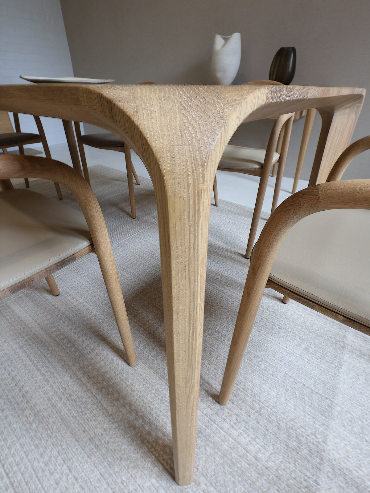 ARTISAN DINING TABLE // FLOW, OAK [6-8 Seats]