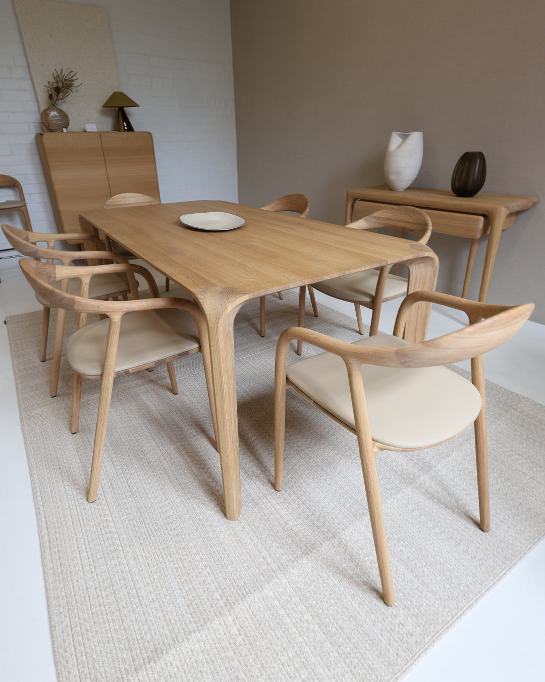 SALE - FLOW Table [180cm / 6 Seats]