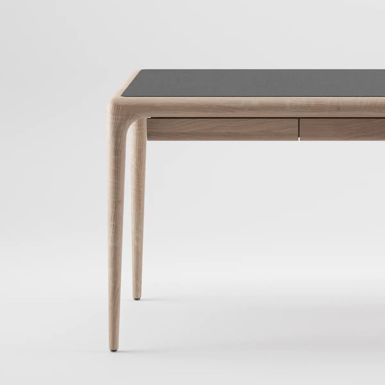 DESK // Latus