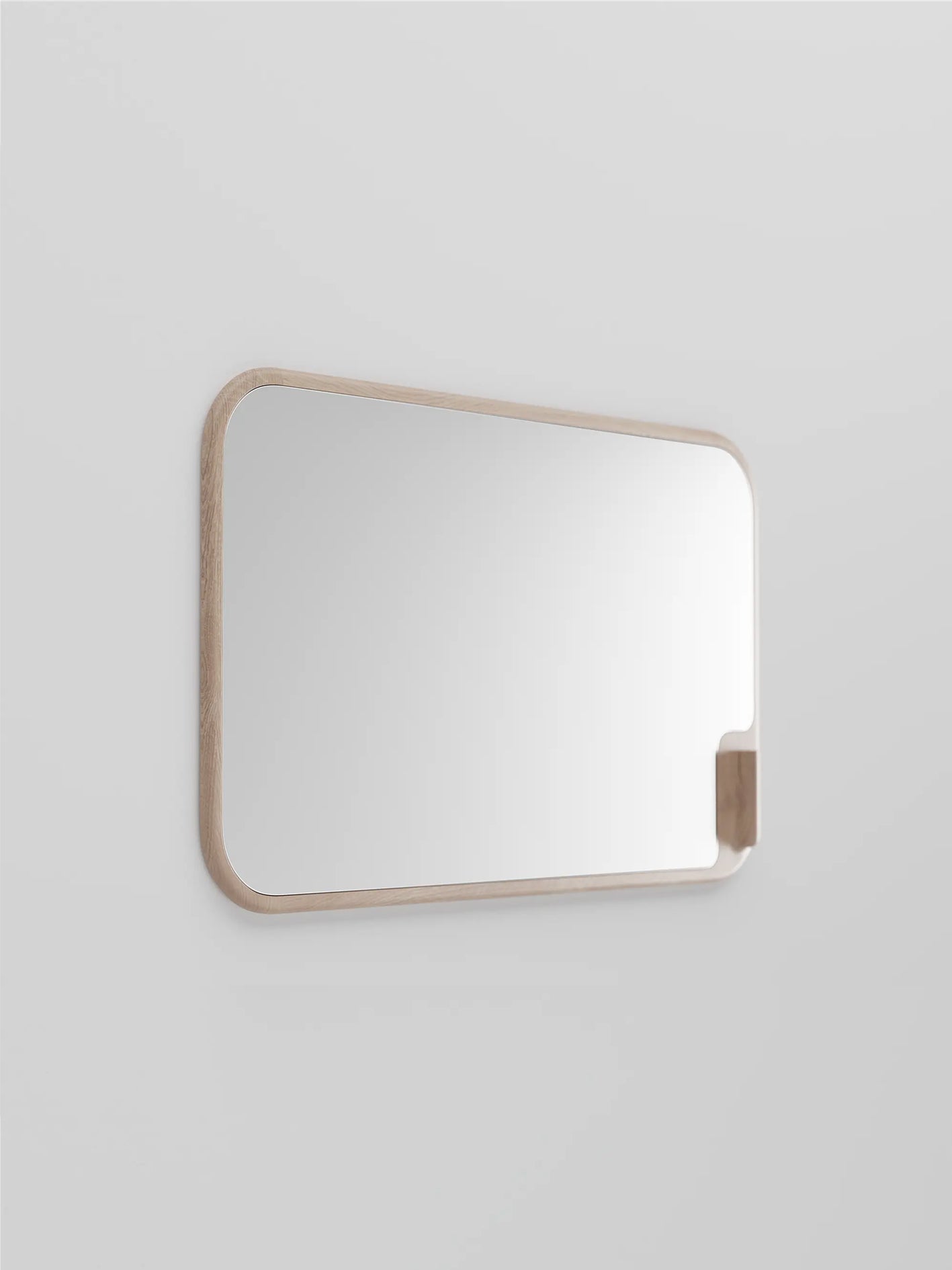 ARTISAN MIRROR // Muse