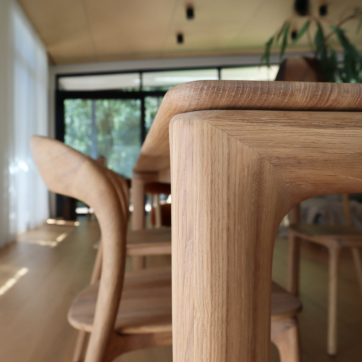 SALE - DINING TABLE // NEVA 200cm [6-8 Seats]