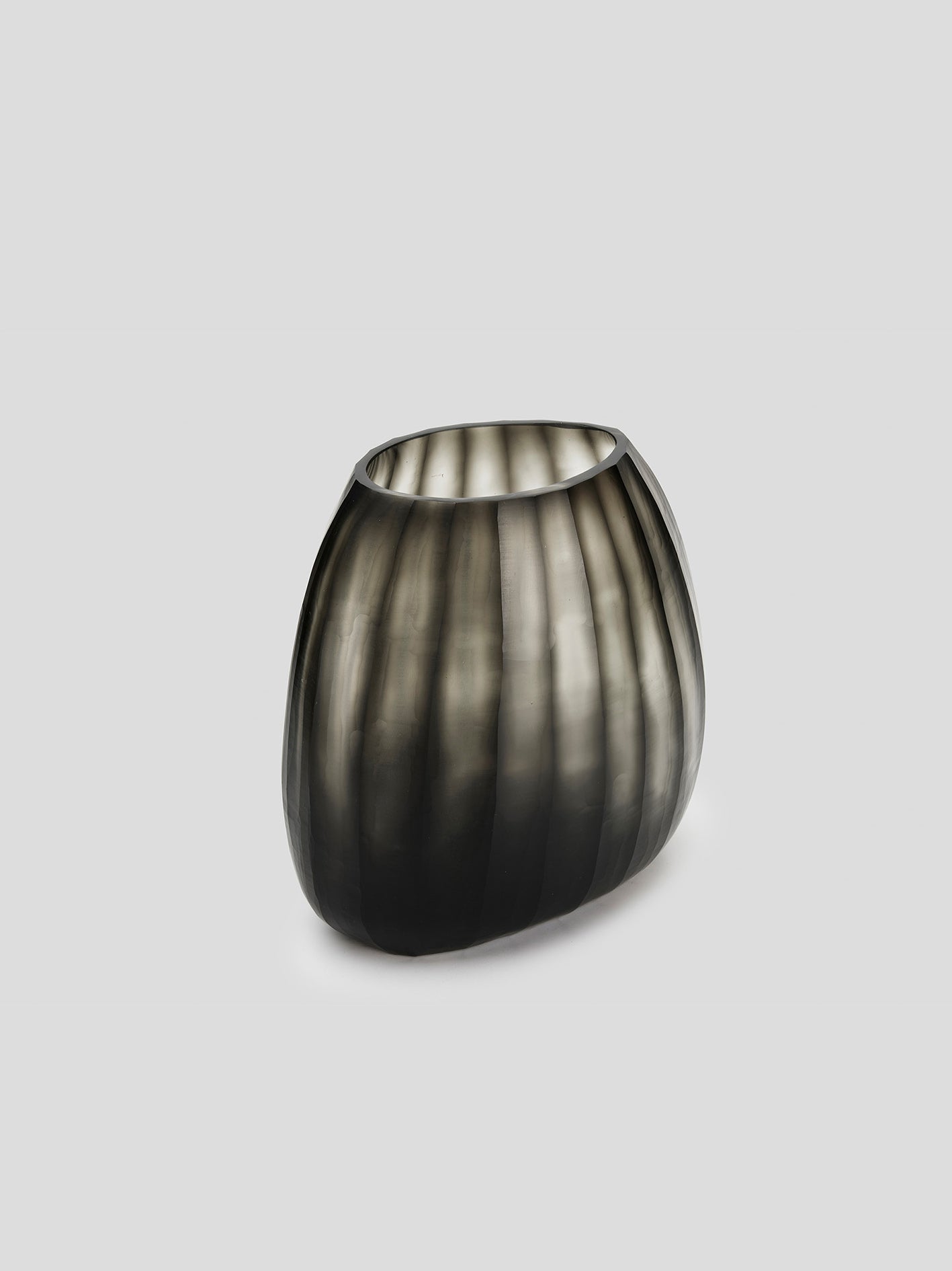VASE // Glass, AURA [Smoke]