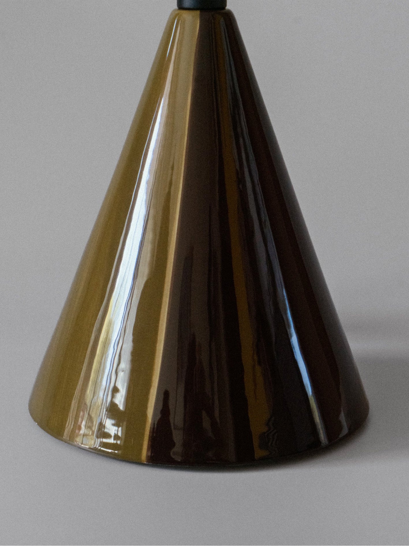 TABLE LAMP - Caterina [Golden Olive]