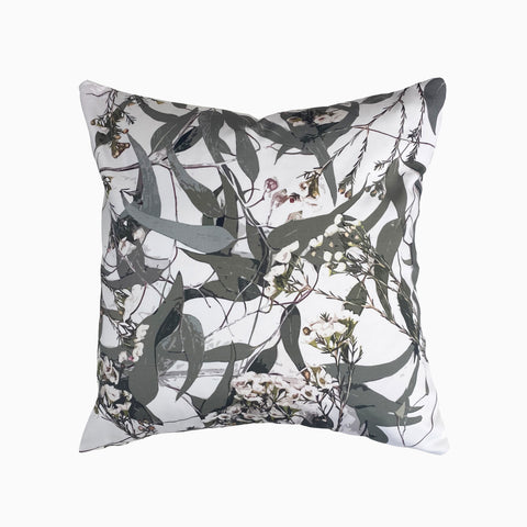 CUSHION // Princess & Waxes [2 sizes]