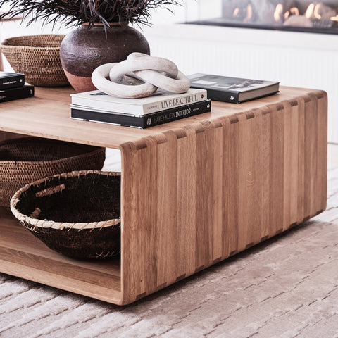 COFFEE TABLE // Invito Cube