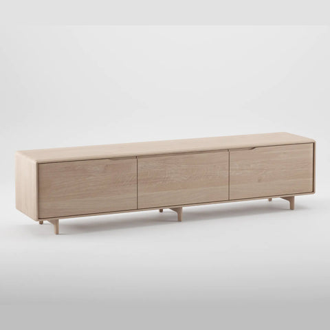 ENTERTAINMENT UNIT // Lowboard Invito