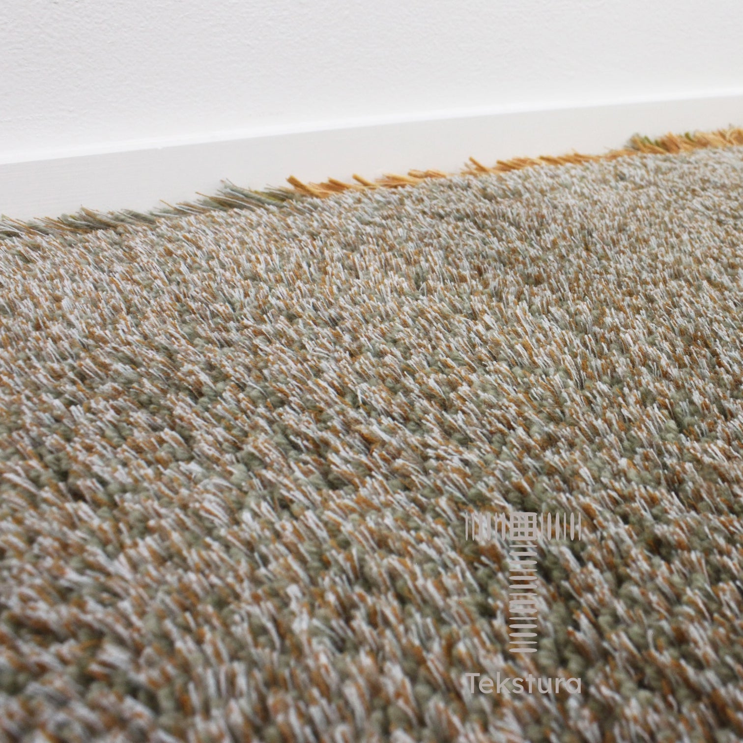 RUG // [Tufted] SILHOUETTE #270