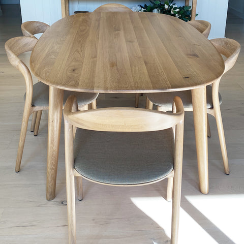 DINING TABLE // Luc Oval