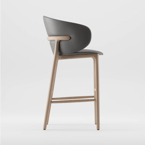 BAR CHAIR // Mela