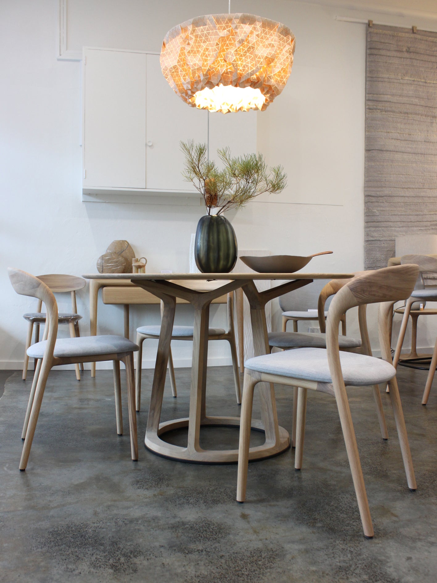 SALE - DINING SUITE // Pivot & Neva Light OAK [4 seats]