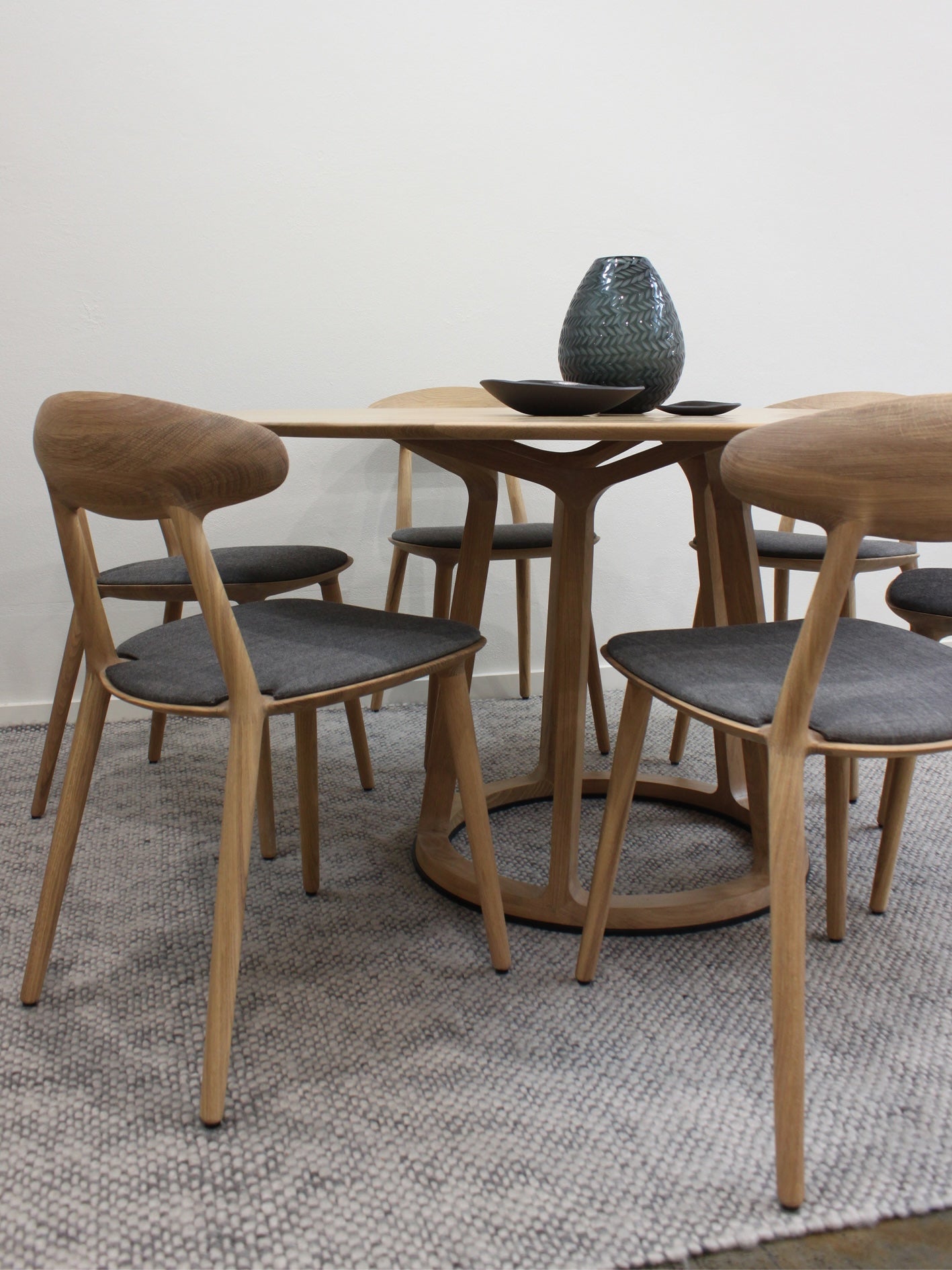 SALE - DINING SUITE // Pivot & Wu OAK [6 seats]