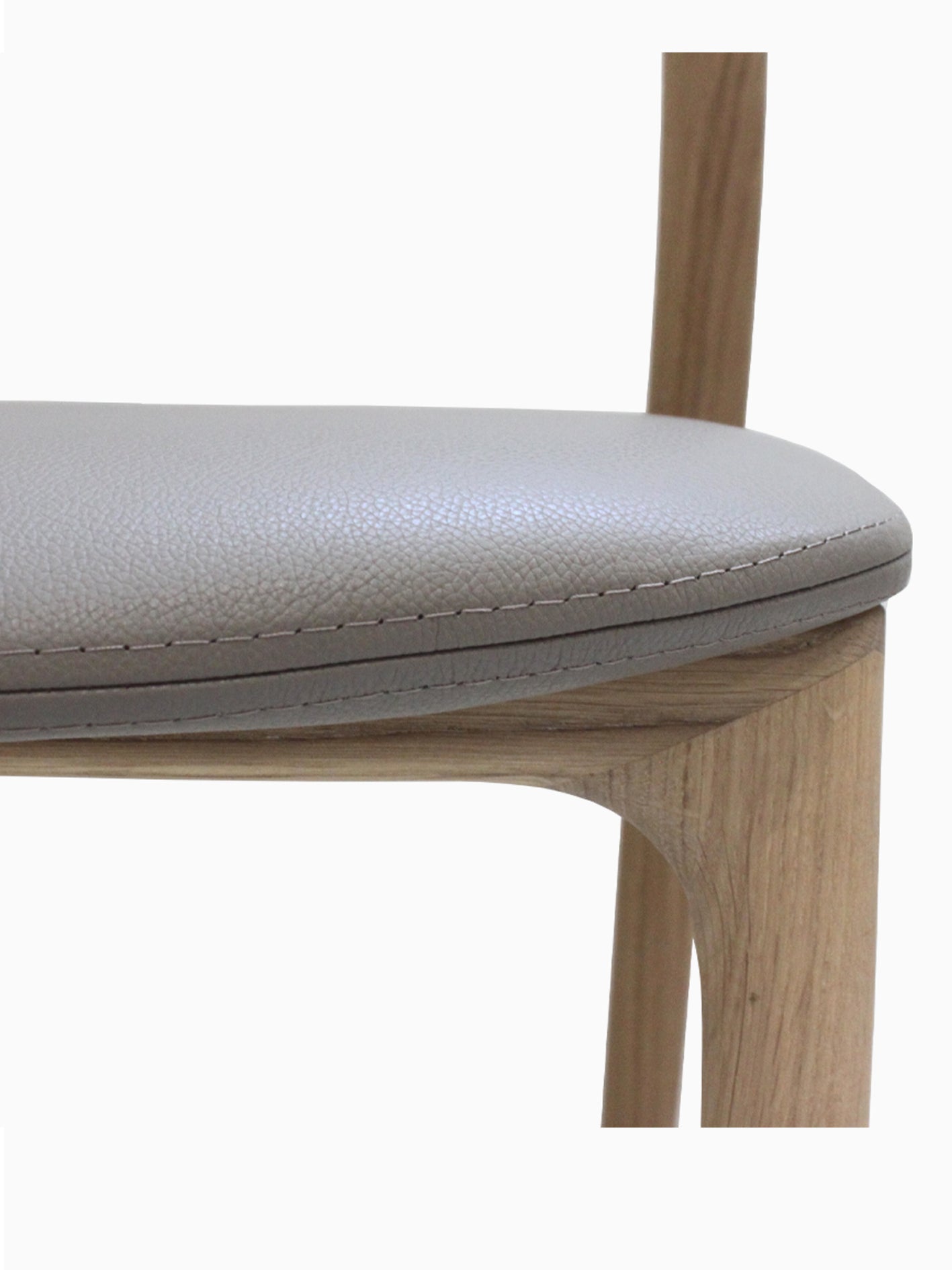 DINING CHAIR // NEVA LIGHT [Oak/Leather]