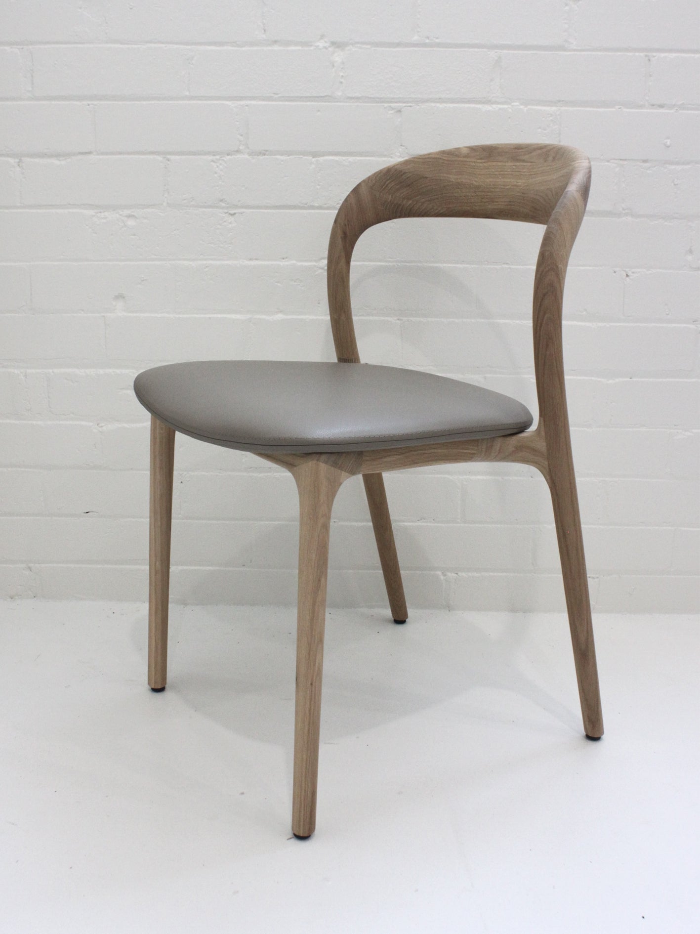ARTISAN DINING CHAIR // NEVA LIGHT, Leather [9034]