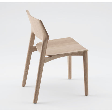 DINING CHAIR // Fin