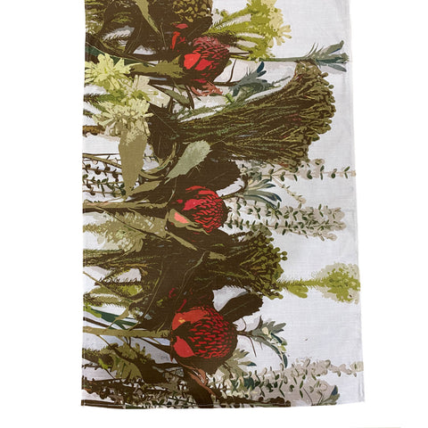 TABLE RUNNER - Waratah