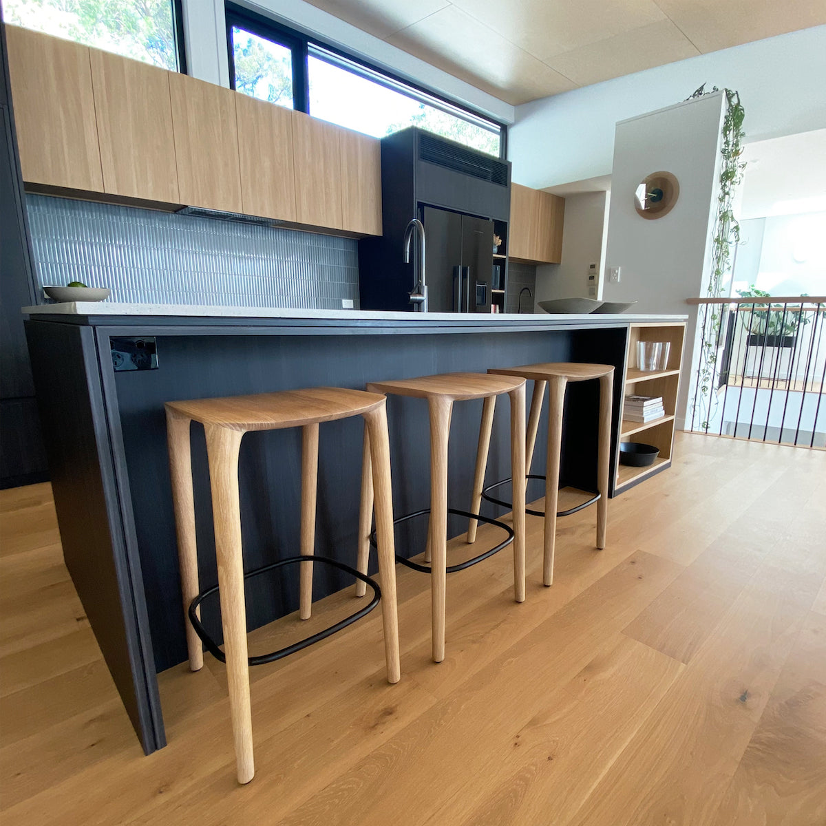 SALE - BREAKFAST BAR STOOLS (set of 3) // NEVA, Oak