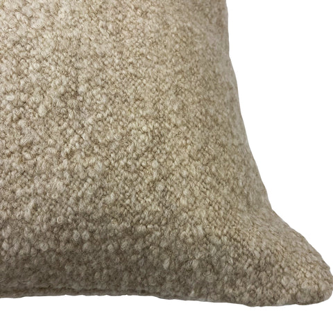 CUSHION // Natural boucle, SHIBUI